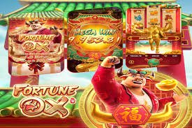 368 ဘင်ဂို ဂိမ်းအမျိုးအစား Myanmar ကစားသူများ Bingo card ကိုင်ကစားနေသော မြင်ကွင်း